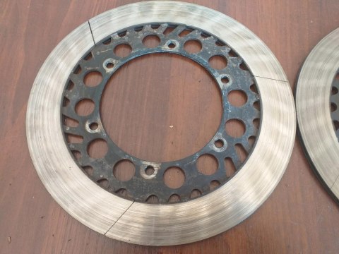 TARCZE HAMULCOWE KPL YAMAHA FJ 1100 TARCZE HAMULCOWE KPL YAMAHA FJ 1100