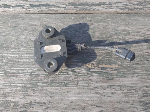 CZUJNIK PRZEKAŹNIK PRZERYWACZ SUZUKI GSXR 600 K2