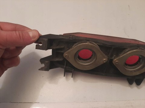 LAMPA TYŁ TYLNA SUZUKI GSXR 750 1100 LAMPA TYŁ TYLNA SUZUKI GSXR 750 1100