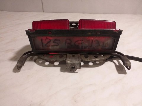 LAMPA TYŁ TYLNA SUZUKI RG 125 LAMPA TYŁ TYLNA SUZUKI RG 125