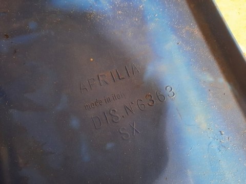 OWIEWKA BOCZNA BOCZEK APRILIA PEGASO 650