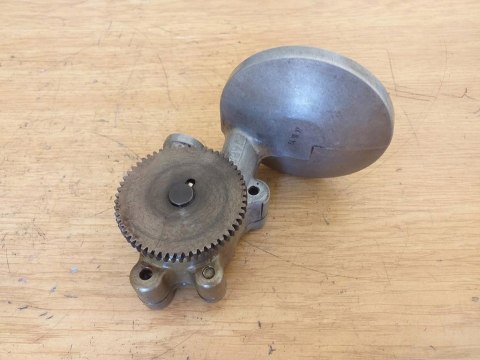 POMPA OLEJU KAWASAKI KZ 650 POMPA OLEJU KAWASAKI KZ 650