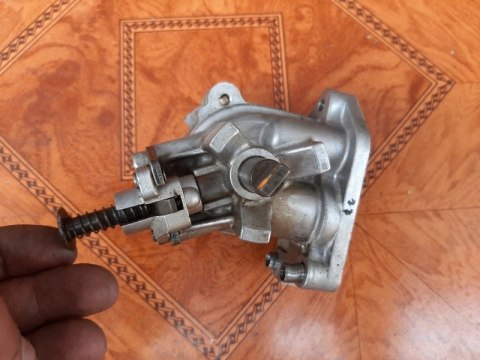POMPA OLEJU KOMPLET SMOK KAWASAKI ZXR 750 H POMPA OLEJU KOMPLET SMOK KAWASAKI ZXR 750 H