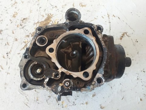 PRZEKŁADNIA KĄTOWA USZK HONDA VF 750 SUPER MAGNA