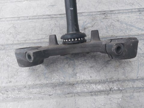 SZTYCA PÓŁKA DOLNA ZAWIESZENIA SUZUKI GSXF 750 SZTYCA PÓŁKA DOLNA ZAWIESZENIA SUZUKI GSXF 750