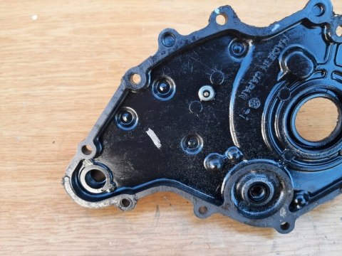 DEKIEL POKRYWA OBUDOWA OSŁONA KAWASAKI GPX 750 DEKIEL POKRYWA OBUDOWA OSŁONA KAWASAKI GPX 750