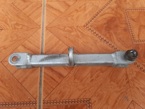 MOCOWANIE ZACISKU TYLNEGO TYŁ KAWASAKI GPX 600