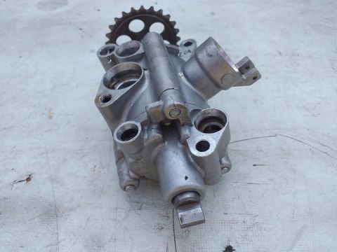 POMPA OLEJU HONDA VFR 750 RC36E POMPA OLEJU HONDA VFR 750 RC36E