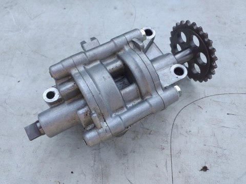 POMPA OLEJU HONDA VFR 750 RC36E POMPA OLEJU HONDA VFR 750 RC36E