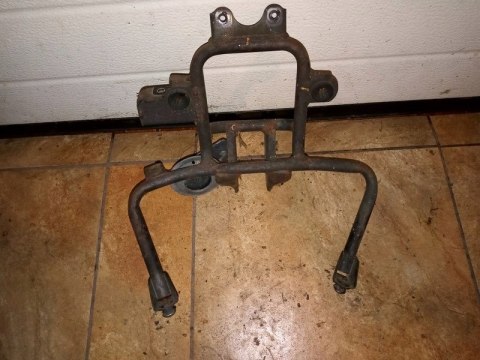 STELAŻ CZASZY HONDA DYLAN 125