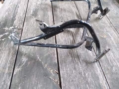 STELAŻ LAMPY PRZÓD CZASZY KAWASAKI GPZ 1000