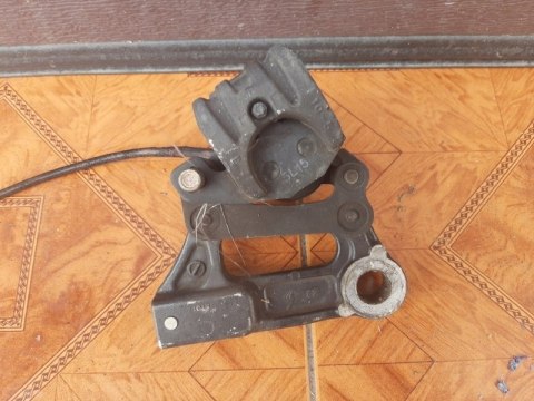 ZACISK HAMULCOWY TYŁ KAWASAKI ZX10R 06