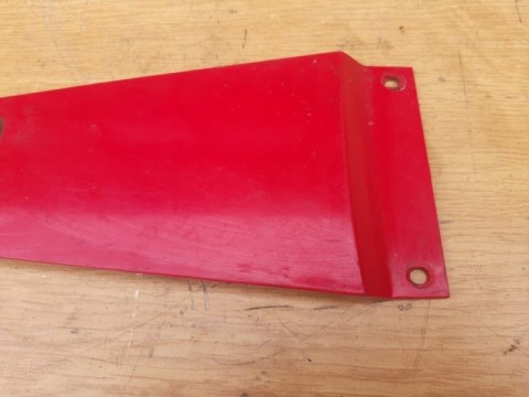 ŁĄCZNIK OGONA ZADUPKA OWIEWKA SUZUKI RF 600 ŁĄCZNIK OGONA ZADUPKA OWIEWKA SUZUKI RF 600