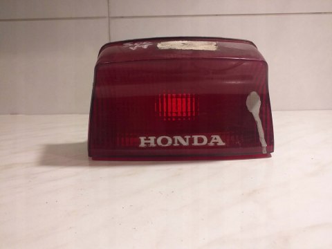 LAMPA TYŁ TYLNA HONDA VT 500 E LAMPA TYŁ TYLNA HONDA VT 500 E