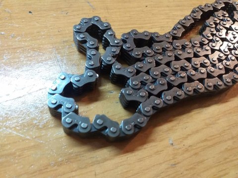 ŁAŃCUSZEK ROZRZĄDU KAWASAKI Z750