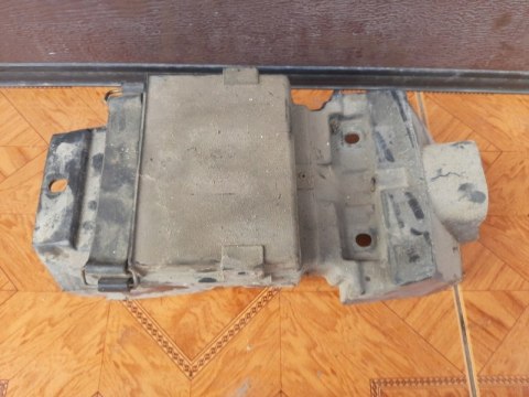 NADKOLE BŁOTNIK CHLAPACZ TYŁ HONDA MAGNA VF500 V30 NADKOLE BŁOTNIK CHLAPACZ TYŁ HONDA MAGNA VF500 V30