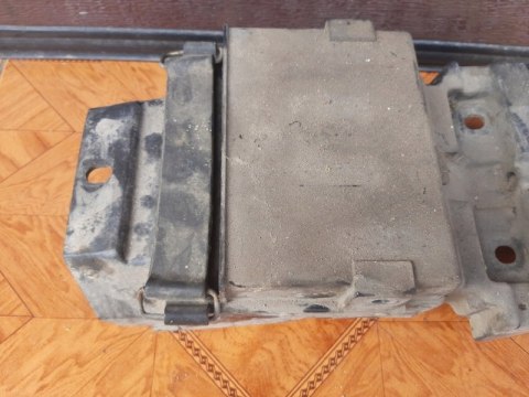 NADKOLE BŁOTNIK CHLAPACZ TYŁ HONDA MAGNA VF500 V30 NADKOLE BŁOTNIK CHLAPACZ TYŁ HONDA MAGNA VF500 V30