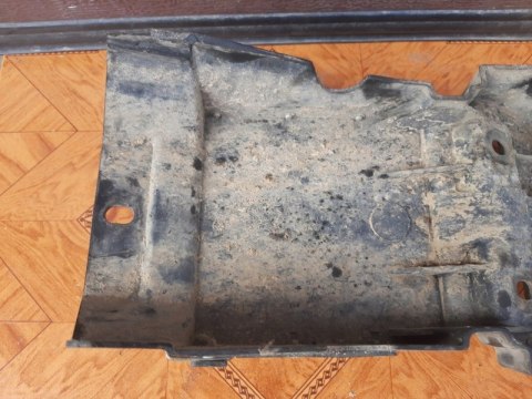 NADKOLE BŁOTNIK CHLAPACZ TYŁ HONDA MAGNA VF500 V30 NADKOLE BŁOTNIK CHLAPACZ TYŁ HONDA MAGNA VF500 V30