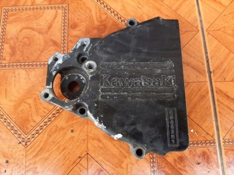 POKRYWA OSŁONA DEKIEL ZĘBATKI KAWASAKI ZXR 750 H