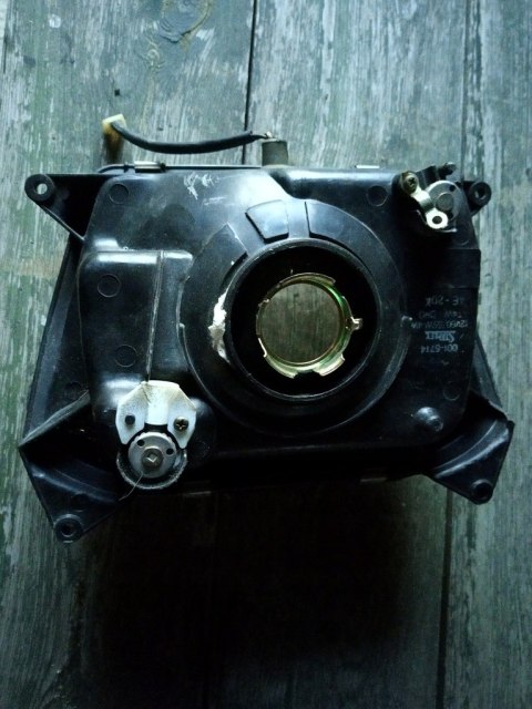 REFLEKTOR LAMPA KAWASAKI GPZ 600 REFLEKTOR LAMPA KAWASAKI GPZ 600
