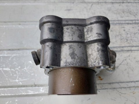 CYLINDER + TŁOK KPL HONDA NTV 650 RC33E CYLINDER + TŁOK KPL HONDA NTV 650 RC33E