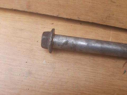 OŚ OŚKA DAELIM VT 125