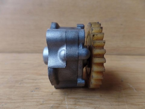 POMPA OLEJU OLEJOWA YAMAHA TDM 850 3VD POMPA OLEJU OLEJOWA YAMAHA TDM 850 3VD