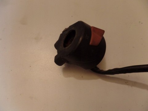 PRZEŁĄCZNIK PRAWY APRILIA PEGASO STRADA