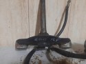 SZTYCA PÓŁKA DOLNA ZACISK HAMULCOWY SUZUKI RF 600