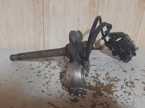 SZTYCA PÓŁKA DOLNA ZACISK HAMULCOWY SUZUKI RF 600 SZTYCA PÓŁKA DOLNA ZACISK HAMULCOWY SUZUKI RF 600