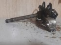 SZTYCA PÓŁKA DOLNA ZACISK HAMULCOWY SUZUKI RF 600