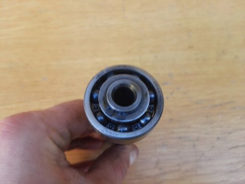 WAŁEK POŚREDNI NAPĘDU POMPY KAWASAKI GPX 750 WAŁEK POŚREDNI NAPĘDU POMPY KAWASAKI GPX 750