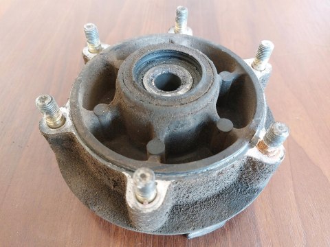 ZABIERAK YAMAHA FZR 600 3HE