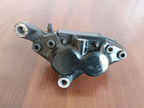 ZACISK HAMULCOWY LEWY PRZÓD YAMAHA FZR 600 3HE