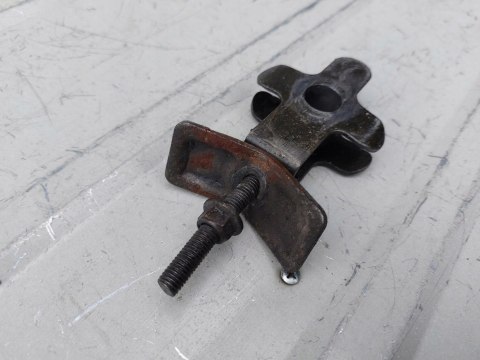 NACIĄG NAPINACZ ŁAŃCUCHA SUZUKI GSX-F 600 GSX 600F NACIĄG NAPINACZ ŁAŃCUCHA SUZUKI GSX-F 600 GSX 600F