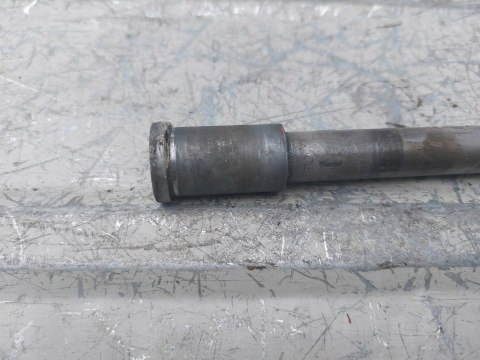 OŚ OŚKA KOŁA KAWASAKI ZZR 250 OŚ OŚKA KOŁA KAWASAKI ZZR 250