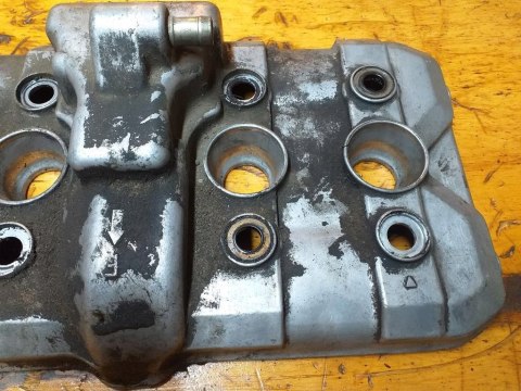 POKRYWA ZAWORÓW GŁOWICY HONDA CBR 500 F1 PC20E