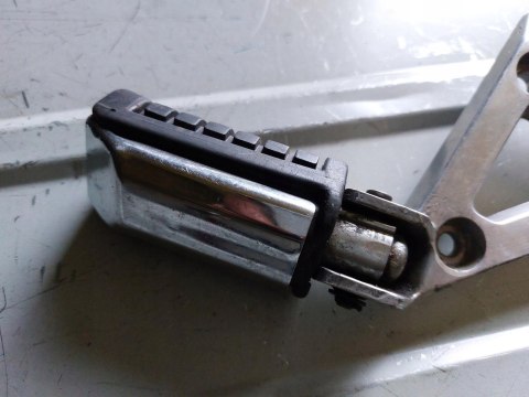 SET PODNÓŻEK HONDA VT 500 SHADOW