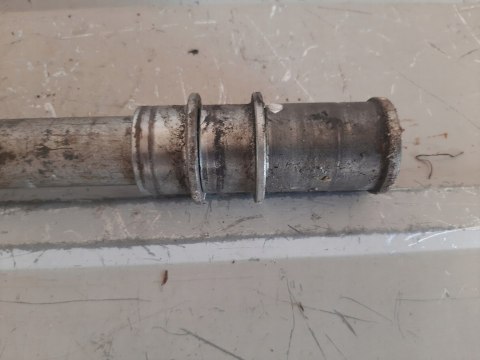 OŚ ŚRUBA KAWASAKI ZX12R