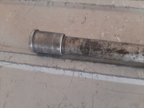 OŚ ŚRUBA KAWASAKI ZX12R