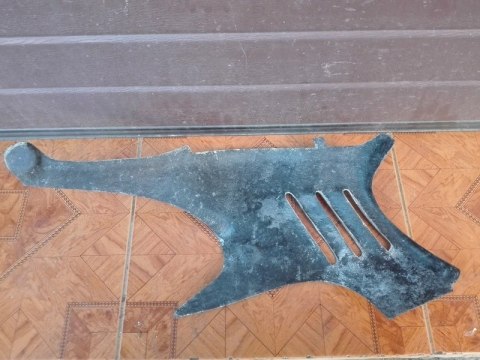 OWIEWKA OSŁONA PLASTIK SUZUKI GSX F 600 OWIEWKA OSŁONA PLASTIK SUZUKI GSX F 600