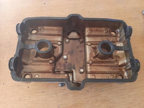 POKRYWA ZAWORÓW GŁOWICY HONDA CB 500 PC26E