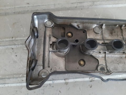 POKRYWA ZAWORÓW GŁOWICY HONDA CBR 600F