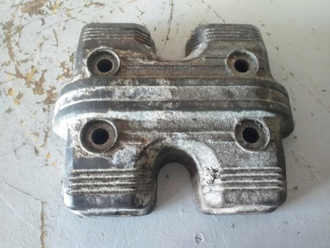 POKRYWA ZAWORÓW GŁOWICY HONDA VF 750 SUPER MAGNA