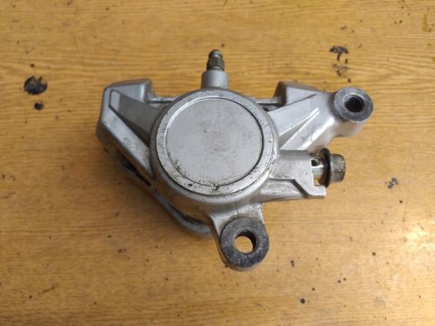 ZACISK HAMULCOWY YAMAHA FZR 500 3HJ ZACISK HAMULCOWY YAMAHA FZR 500 3HJ