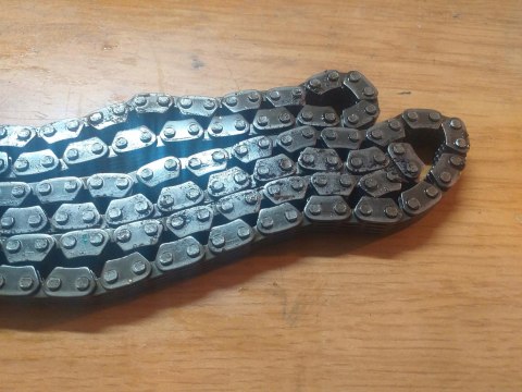 ŁAŃCUSZEK ROZRZADU HONDA VF 750C SUPER MAGNA