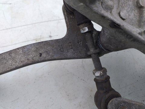 MOCOWANIE SETA PODNÓŻKA LEWY PRZÓD YAMAHA XJ 600 MOCOWANIE SETA PODNÓŻKA LEWY PRZÓD YAMAHA XJ 600