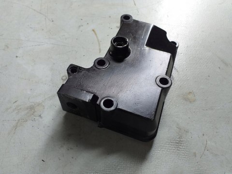 POKRYWA DEKIEL OBUDOWA KAWASAKI ZXR 750