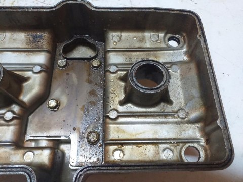 POKRYWA ZAWORÓW GŁOWICY HONDA CB 500 PC26E