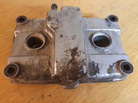 POKRYWA ZAWORÓW GŁOWICY HONDA CB 500 PC26E